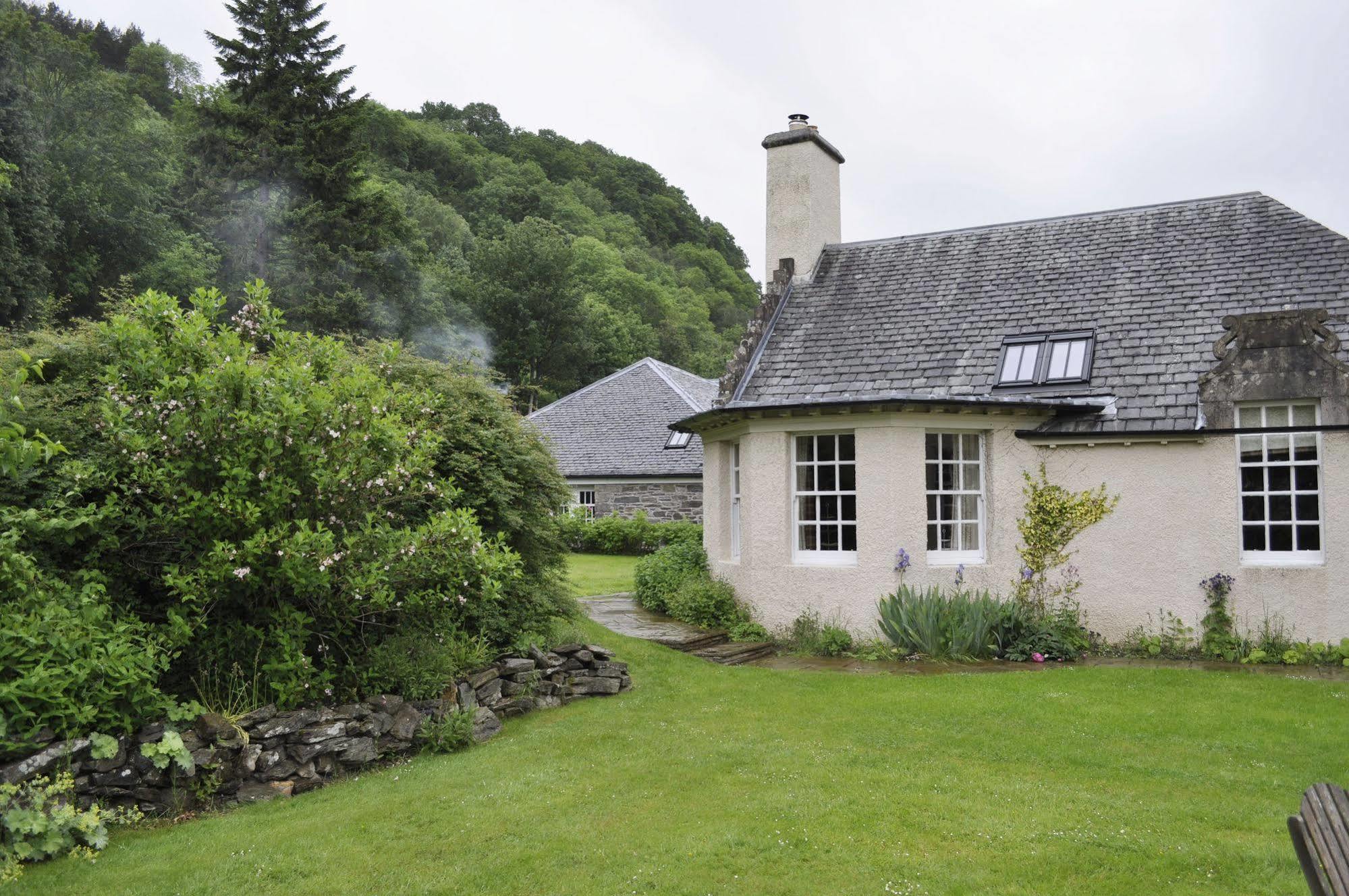 The Fortingall Kenmore (Perth and Kinross) Luaran gambar